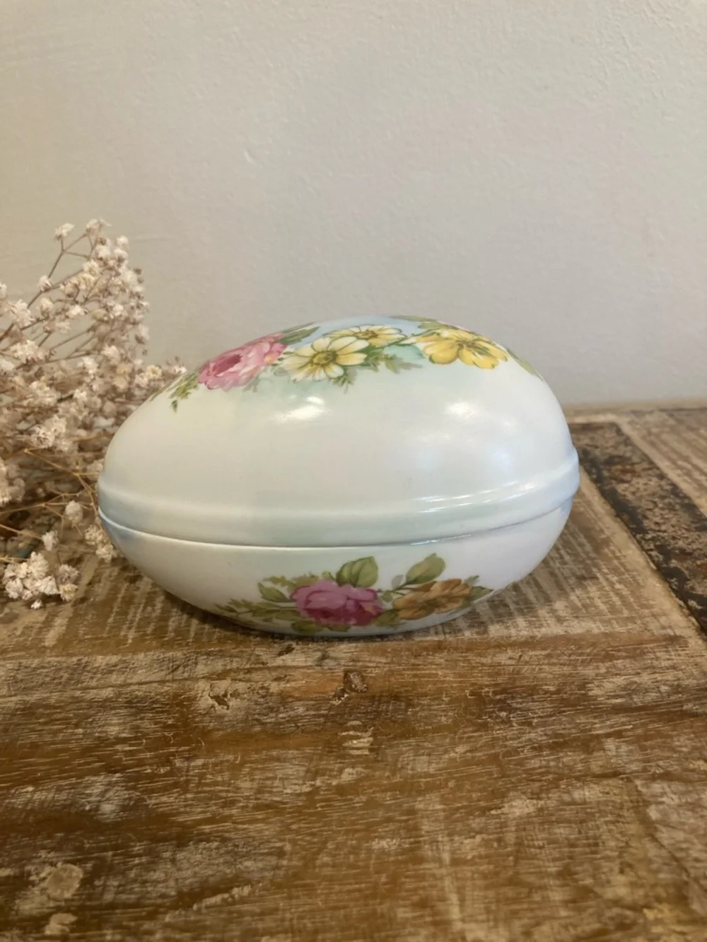 RS Prussia Floral Porcelain Egg Trinket Box – Vintage Hand‑Painted